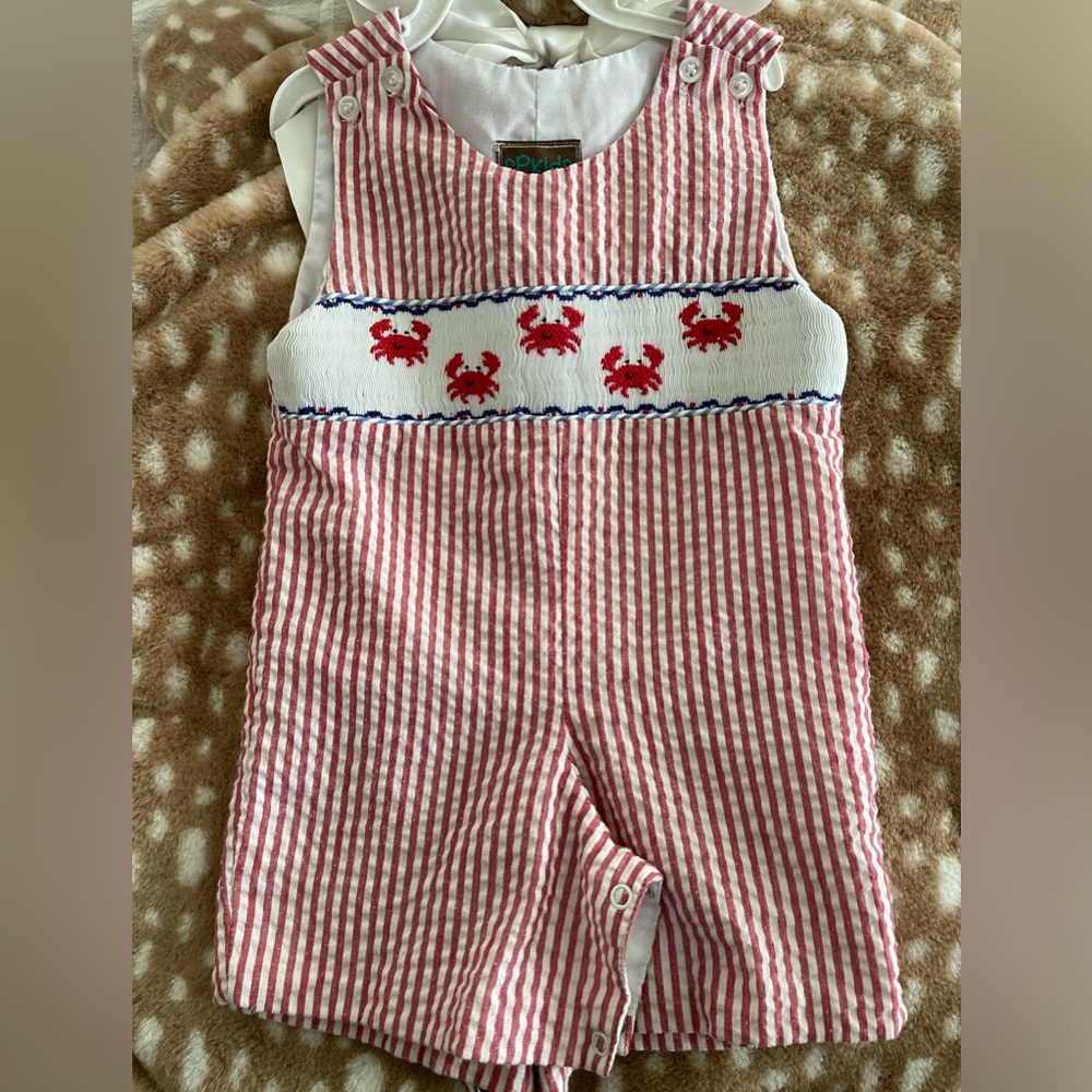 Boys boutique crab appliqué smocked outfit